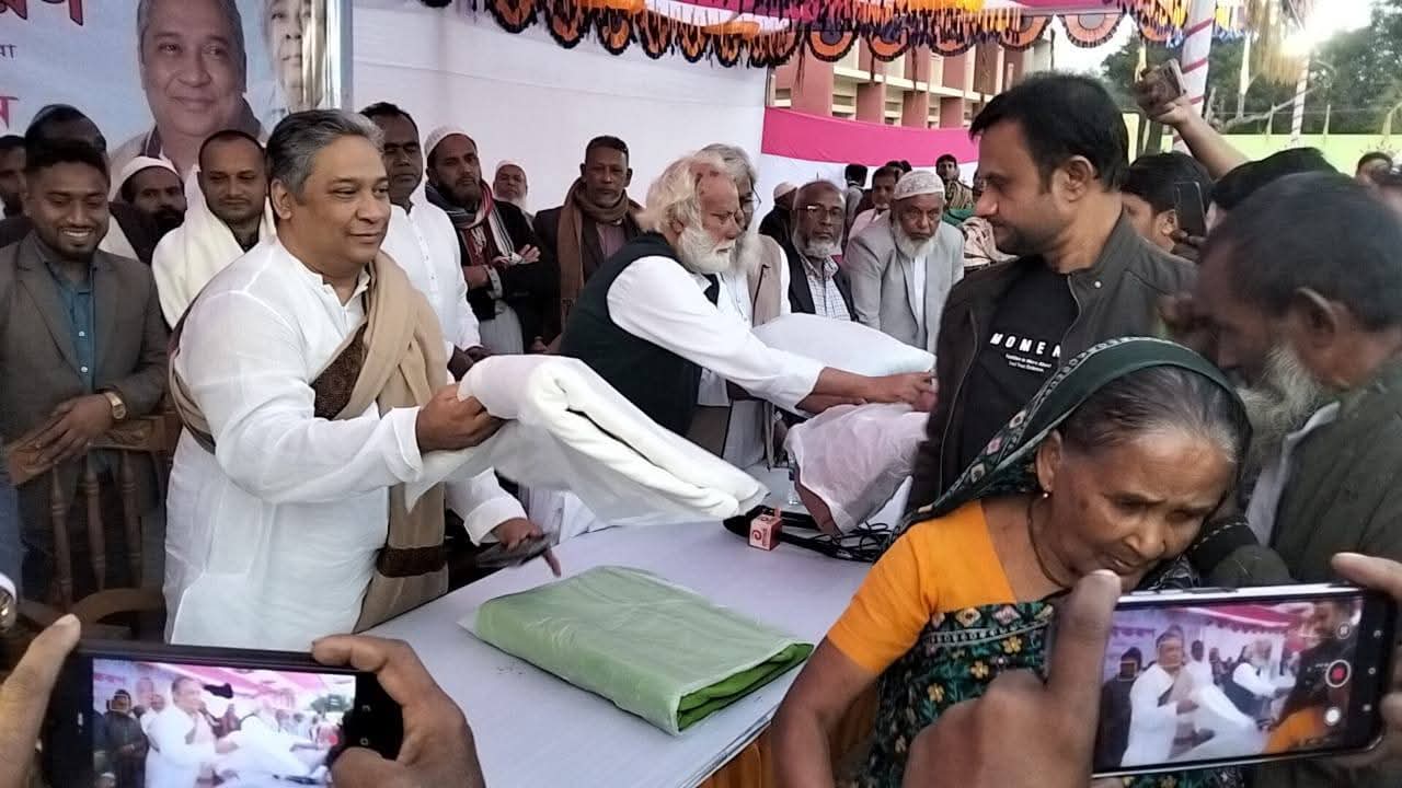 কাপাসিয়ায় বেগম খালেদা জিয়ার রোগমুক্তি কামনায় দোয়া ও শীতবস্ত্র বিতরণ অনুষ্ঠানে
