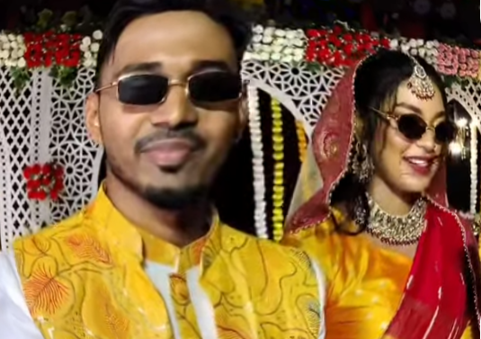 প্রেমের টানে হাজার মাইল পেরিয়ে কাপাসিয়ায় মালয়েশিয়ান তরুণী নূর হাফিজা, অতঃপর বিয়ে! 